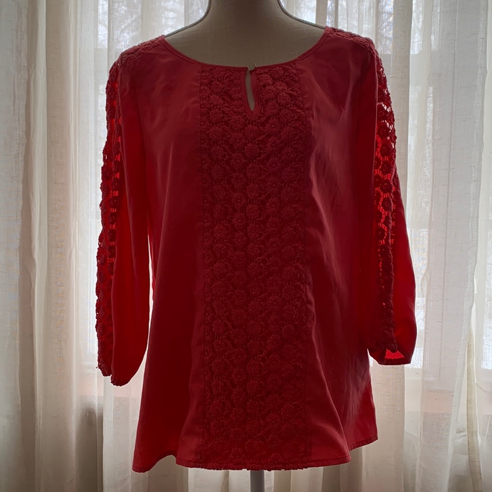 Dana Buchman coral top